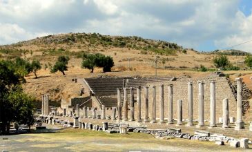 BERGAMA & DİKİLİ TURU