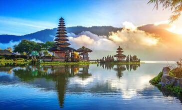 BAMBAŞKA BİR  BALİ TURU